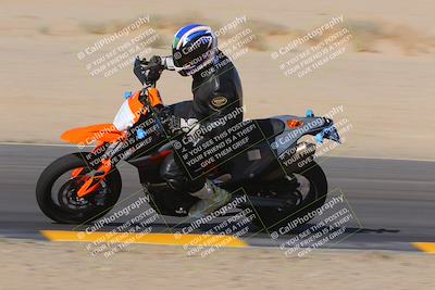 media/Oct-08-2022-SoCal Trackdays (Sat) [[1fc3beec89]]/Turn 9 Inside (10am)/